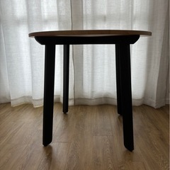 IKEA GAMLARED ダイニングテーブルの画像