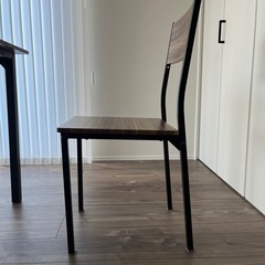 ダイニングテーブル&ダイニングチェア　3点セットの画像