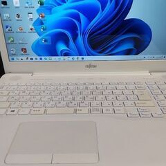 15.6型ノートPC　Corei3　富士通製　最新OS＆オフィス...