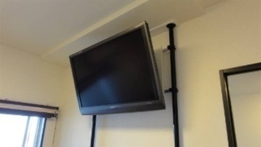 40インチ液晶テレビ