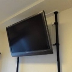 40インチ液晶テレビ