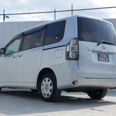 ■676★トヨタ　ヴォクシー　X Lエディション サイドリフトアップシート装着車（平成21年）★元福祉車両★リモコンキー★両Pスラ★HID★★自社ローン★金利無し★通過率９０％★車体だけ販売できる★来店不要で買える★リモート商談できる★神奈川県厚木市発★業者なので安心★カスタムも車検もできます★の画像