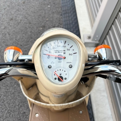 2896.お洒落可愛い スクーピー 貴重なFIモデル バッテリー、シート新品