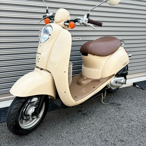 2896.お洒落可愛い　スクーピー　貴重なFIモデル　バッテリー、シート新品　千葉県柏市　即日配送、自走引き取りも可能