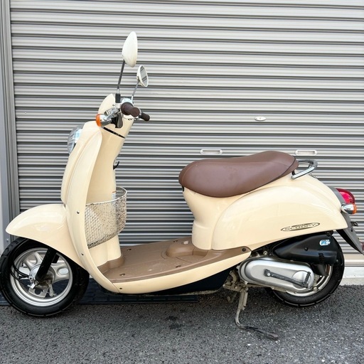 2896.お洒落可愛い スクーピー 貴重なFIモデル バッテリー、シート新品