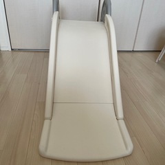 滑り台の画像