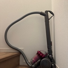 ダイソンコード式掃除機