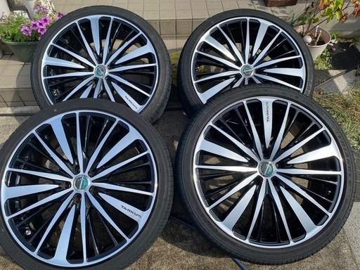 只今商談中！ 
20インチ LOXARNY TARKUS