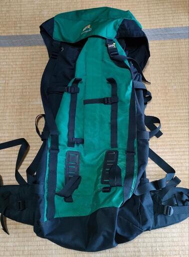 マウンテンダックス　　登山　大型バッグ　中古
