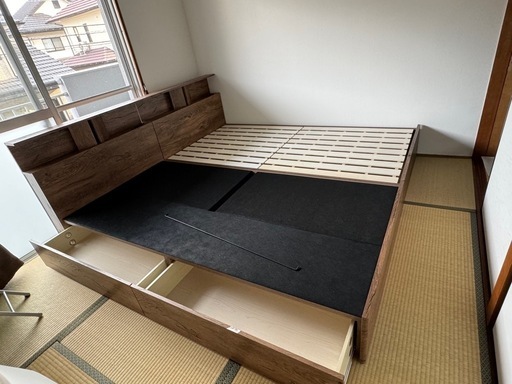 キングサイズベッド（シングルベッド2台）