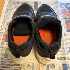 瞬足　運動靴　21cm 21.5cmの画像