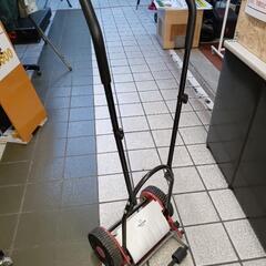 手動式芝刈り機