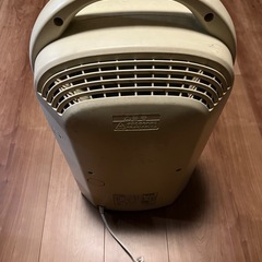 ナショナル製の除湿機の画像