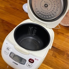 現役★一升炊き炊飯器の画像