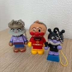 首、腕、脚が動くアンパンマンのガチャ