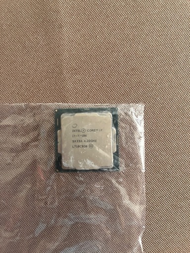 PCパーツ Intel Core i7-7700K (4.2GHz/TB:4.5GHz)