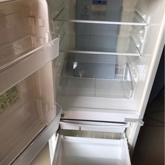 SHARP2D冷蔵庫2011年の画像