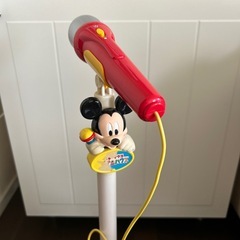 ミッキーマウスのマイクスタンドの画像