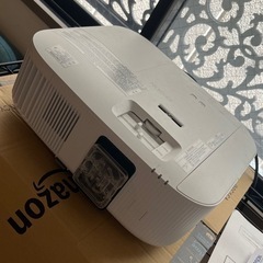 使用期間 4ヶ月程度　プロジェクター EH-TW6250