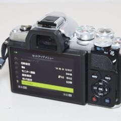 OLYMPUS/OM-D E-M10 Mark III/ボディ/ミラーレス一眼 ④の画像