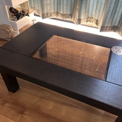 ガラステーブルの画像