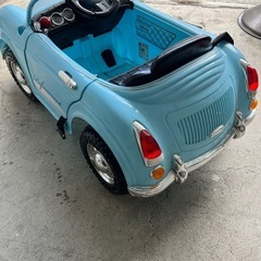 子供用自動車の画像