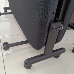 ★ジモティ割あり★  折り畳み式ベッド ブラック H34×D210×W100 クリーニング済み HJ4167の画像