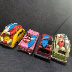 アメリカ雑貨　ミニカー　4台セット　おまけ付きの画像
