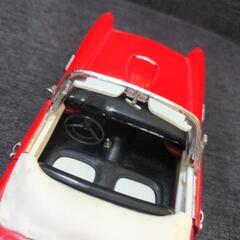 アメ車　ミニカー　赤　中古品の画像