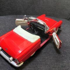 アメ車　ミニカー　赤　中古品の画像