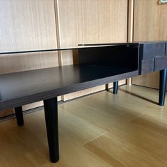 引き出し付き机 の画像