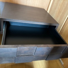 引き出し付き机 の画像