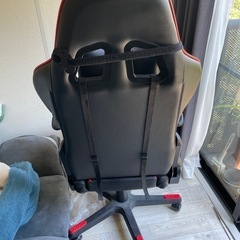 DXRACER ゲーミングチェアの画像