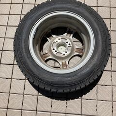ダンロップスタッドレスタイヤ　175/70R14 840