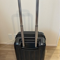 スーツケース　機内持込サイズ　の画像