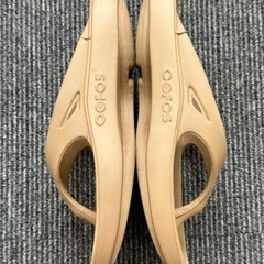 OOFOS ウーフォス ウーオリジナル 24cmの画像