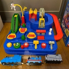 トーマスレッツゴー大冒険　お絵描きなど　まとめての画像