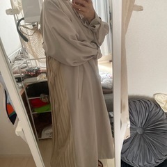 バックプリーツトレンチコートの画像