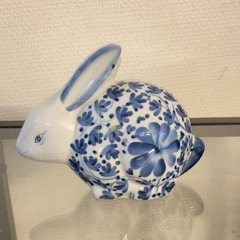 うさぎの置き物【兎と花】