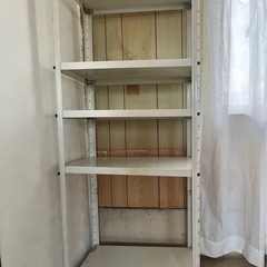 収納棚の画像