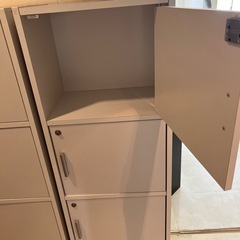 鍵付き棚　ボックス　収納の画像