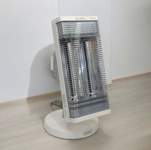 24Y573 ジ6 DAIKIN ダイキン 遠赤外線暖房機 セラムヒート ERFT11VS-W 2018年製 中古品