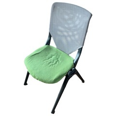 NO.1707【在庫4脚】【2013年製】PLUS プラス オフィスチェア チェア KC-UC60SEL YG 中古の画像