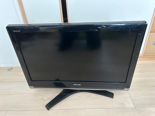 東芝の32型液晶テレビ  REGZA 32C7000