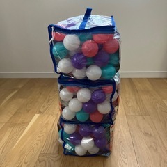 トイザらス　ボールプール  ボールの画像