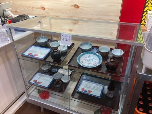 ガラスショーケース