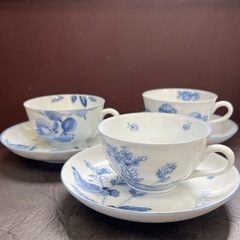 コーヒーカップ・ソーサー3セット