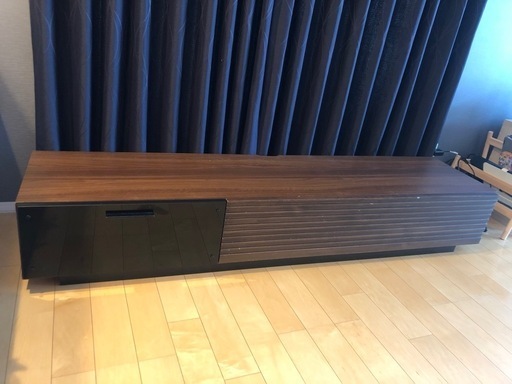 テレビボード