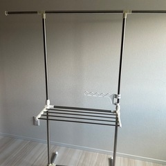 室内干し　物干しの画像