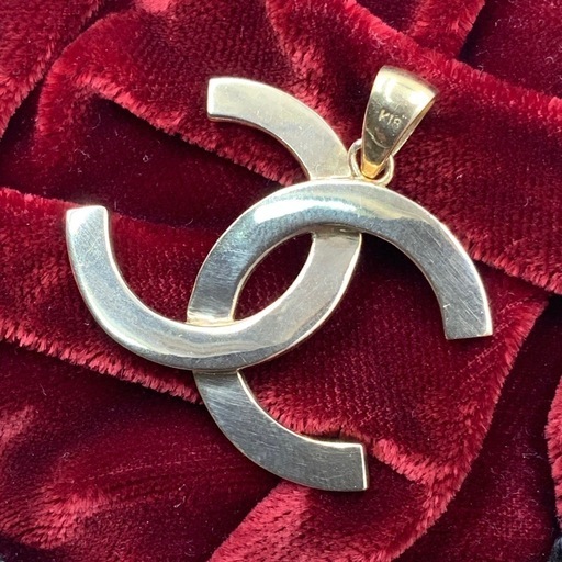 K18 18金 ペンダントトップ　6.8g